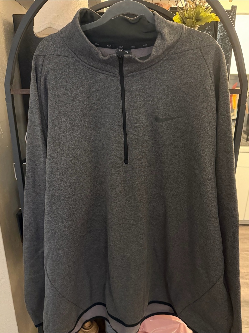 Nike Men’s Gray Half-Zip Pullover Sweatshirt